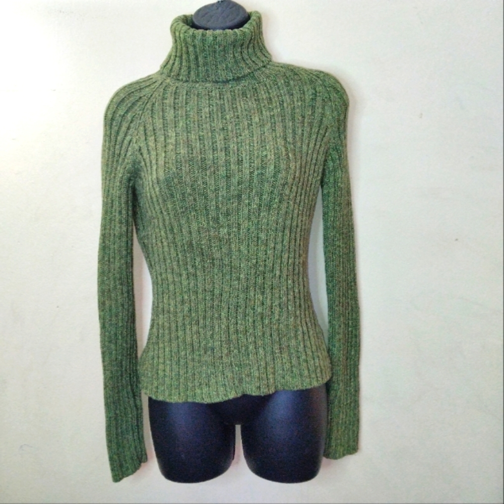 MODA International Thick Turtle Neck Sweater Size S